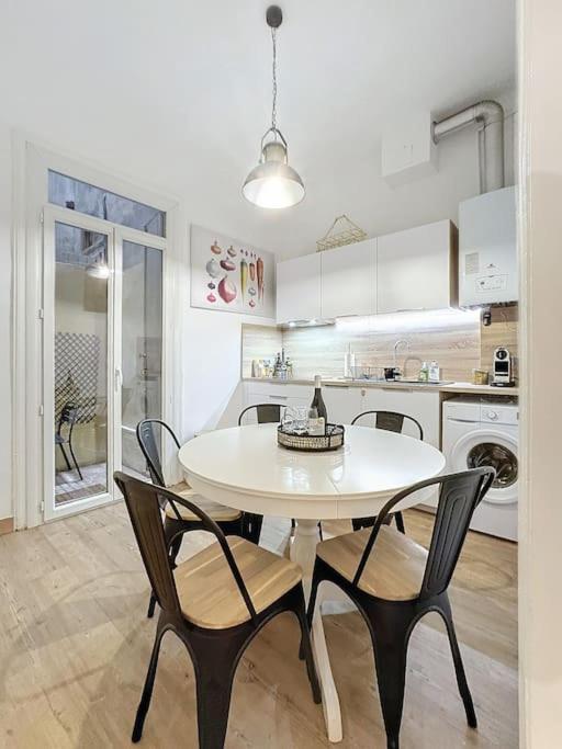 Nouveau - Appartement 100M2 Avec Terrasse A 1 Min De La Place De La Comedie Montpellier Exterior photo
