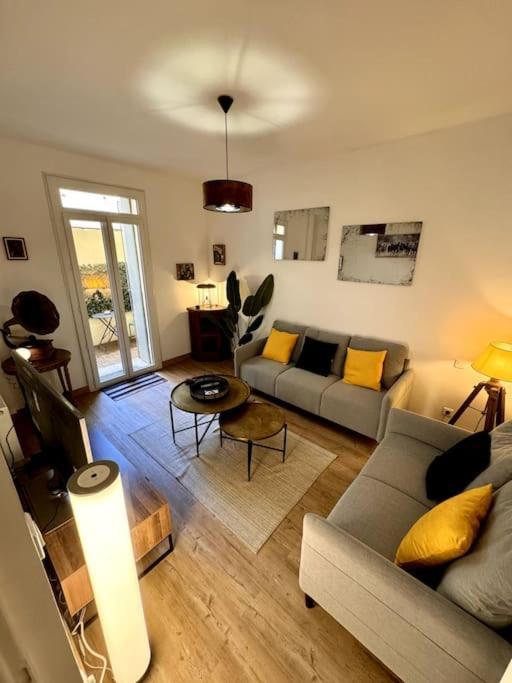 Nouveau - Appartement 100M2 Avec Terrasse A 1 Min De La Place De La Comedie Montpellier Exterior photo